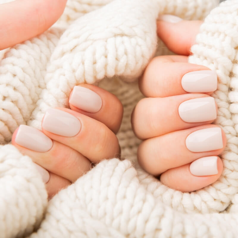 shellac manicure in Toronto